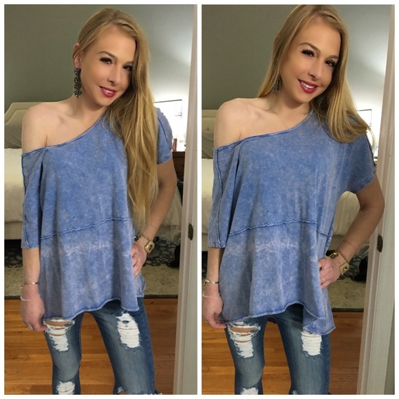 LAST 2!! 💕Pretty in blue Mineral wash tunic - Picture 2 of 3
